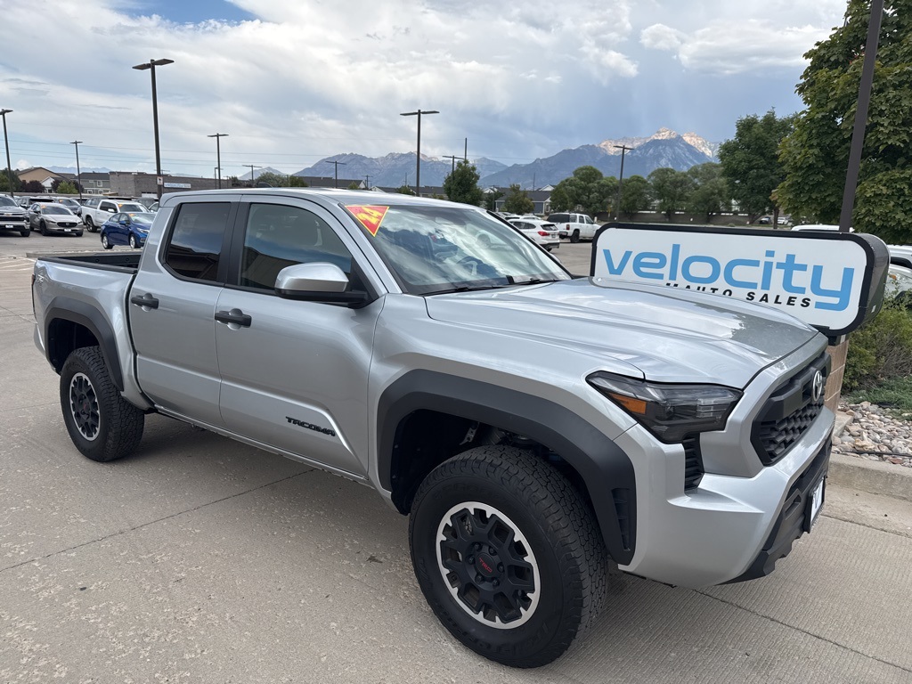 2024 Toyota Tacoma TRD Off Road's photo