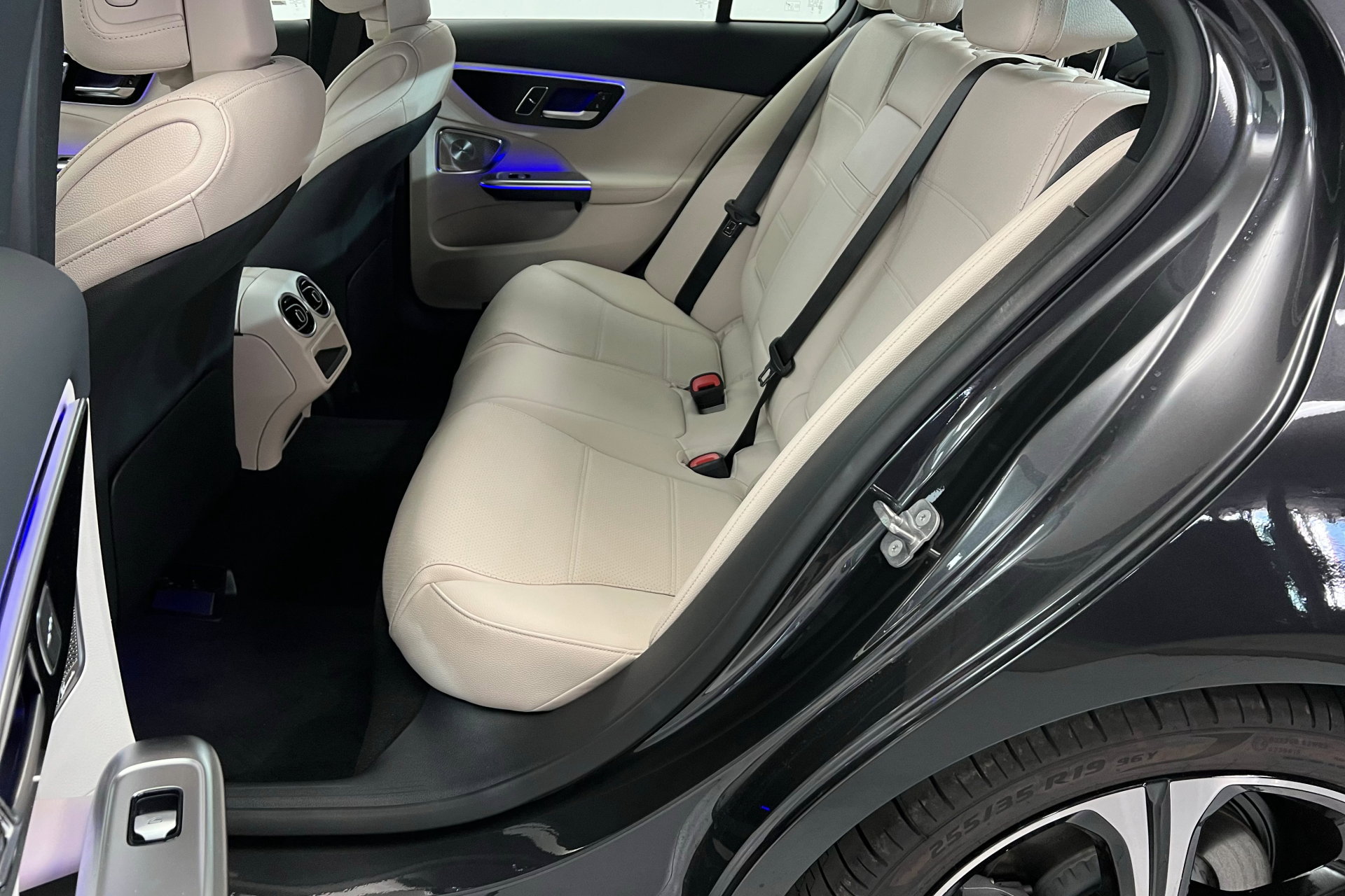 2025 Mercedes Benz C 300 4MATIC Sedan photo 21