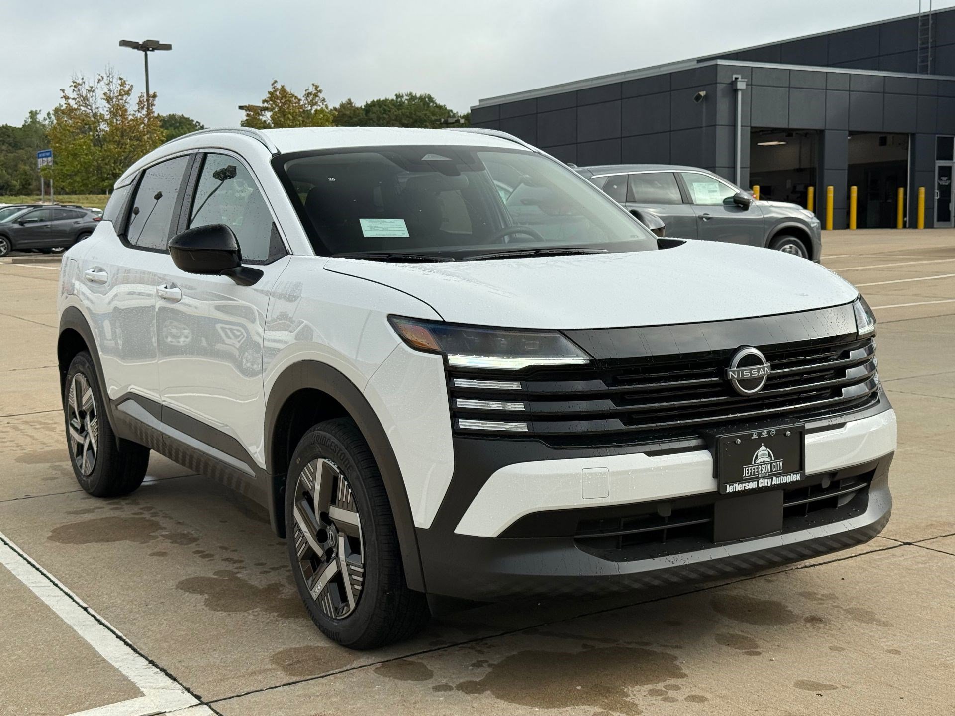 2026 Nissan Kicks SV photo 3