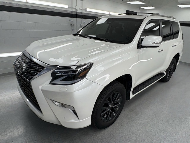 2023 Lexus GX PREMIUM's photo