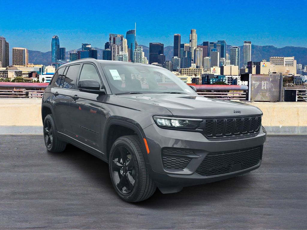 2025 Jeep Grand Cherokee Altitude X photo 2