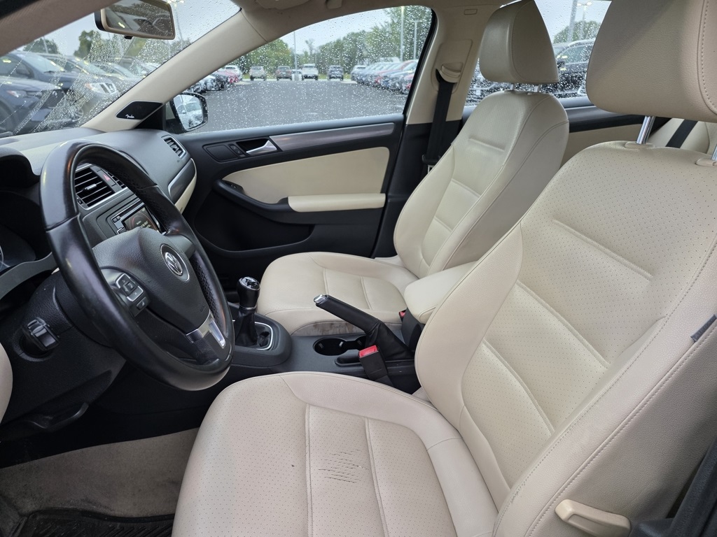 2014 Volkswagen Jetta 2.0 TDI Premium photo 3