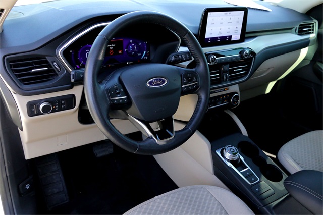 2020 Ford Escape SE Sport Hybrid photo 8