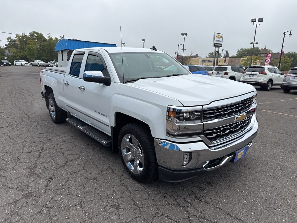 2018 Chevrolet Silverado 1500 LTZ photo 4