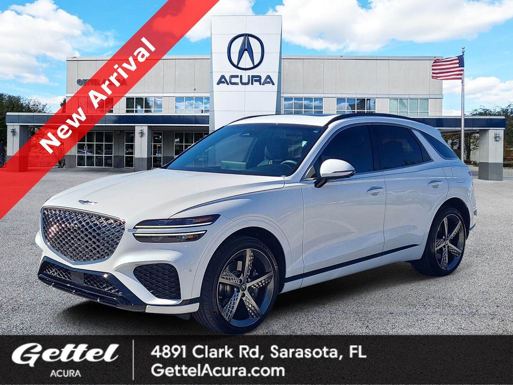 2023 GENESIS GV70 Standard's photo