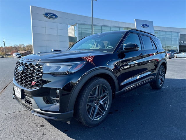 2026 Ford Explorer ST's photo