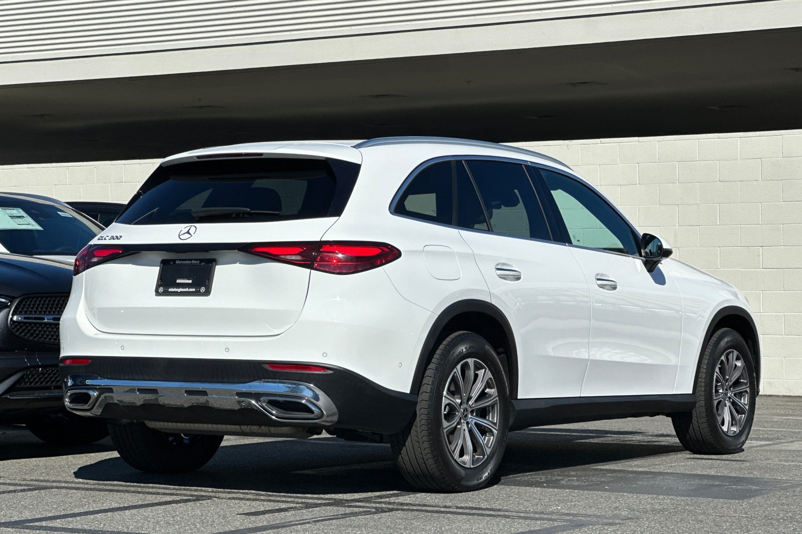 2023 Mercedes Benz GLC 300 photo 4