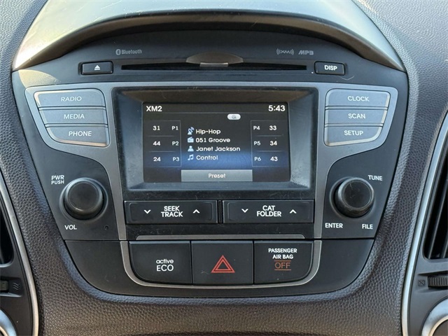 2015 Hyundai Tucson SE photo 17