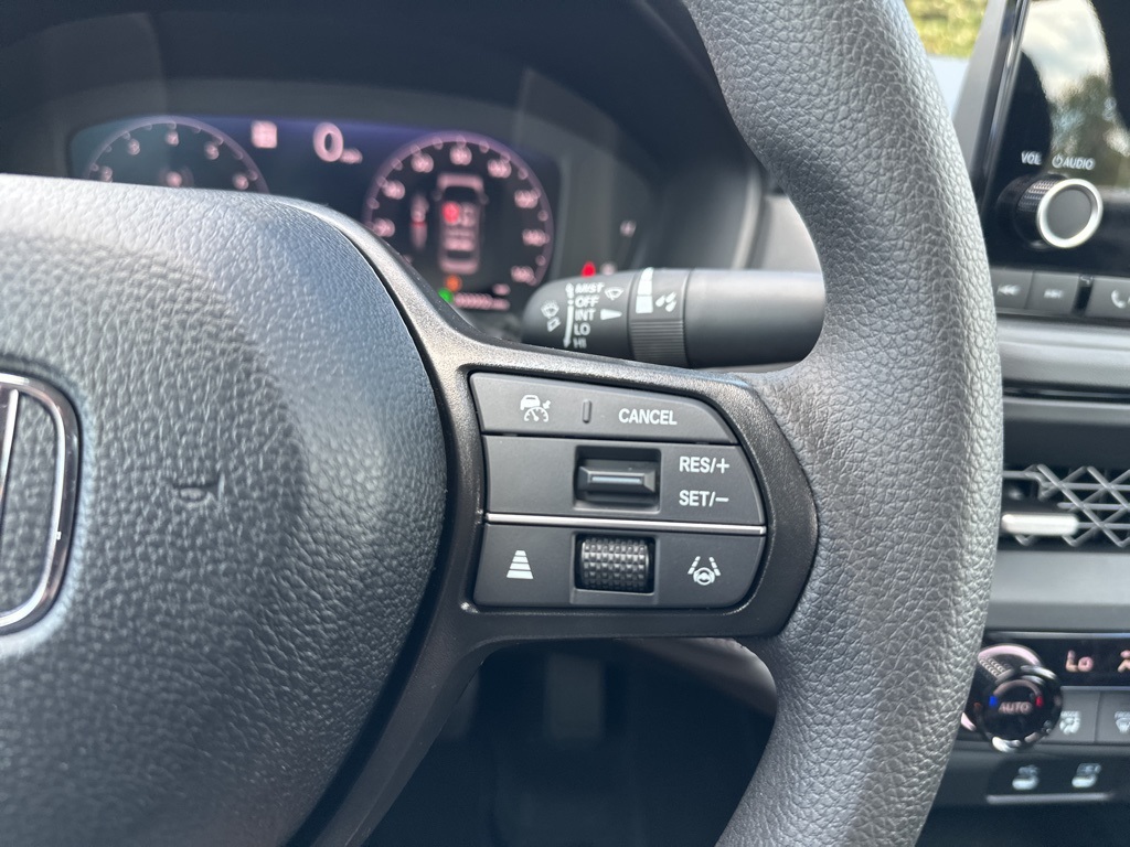 2025 Honda Accord SE photo 31