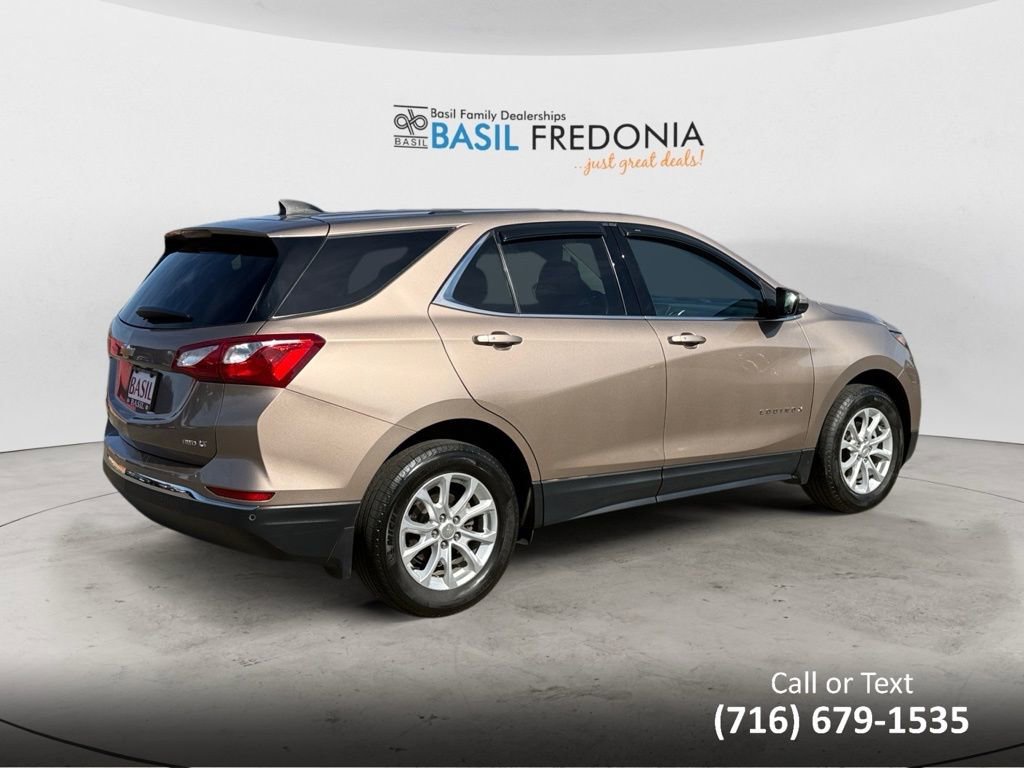 2018 Chevrolet Equinox LT photo 4