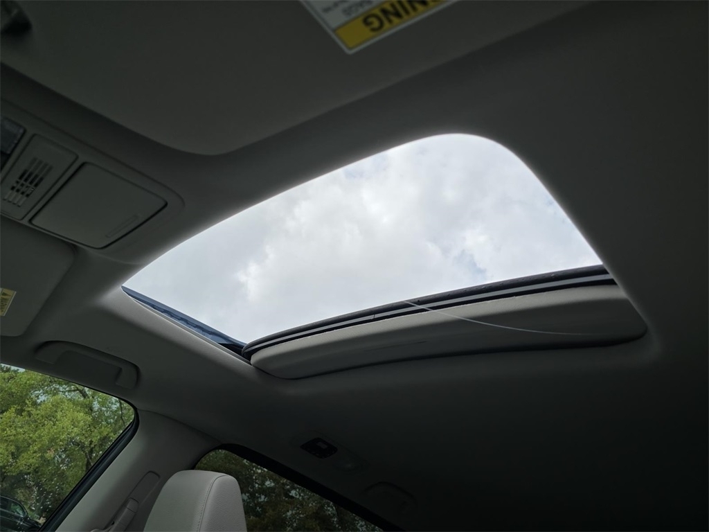 2026 Honda Odyssey EX-L photo 3
