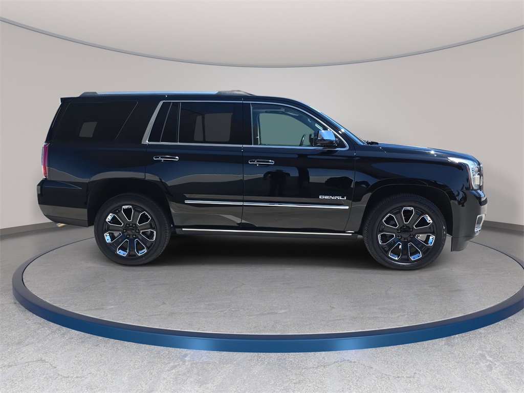 2019 Gmc Yukon Denali photo 2