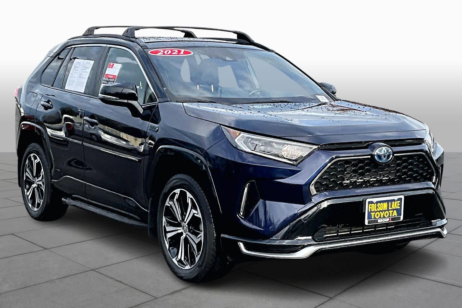 Used 2021 Toyota RAV4 XSE with VIN JTMEB3FV6MD013886 for sale in Kansas City