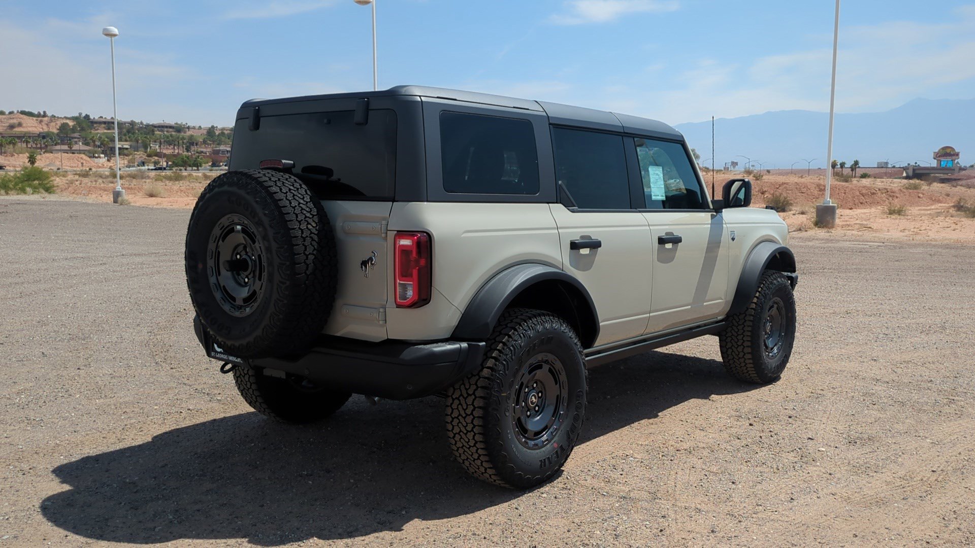 2025 Ford Bronco Big Bend photo 3