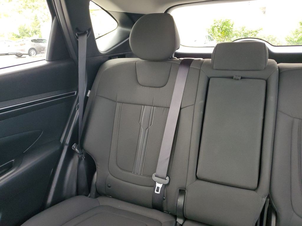 2024 Hyundai Tucson SEL photo 2