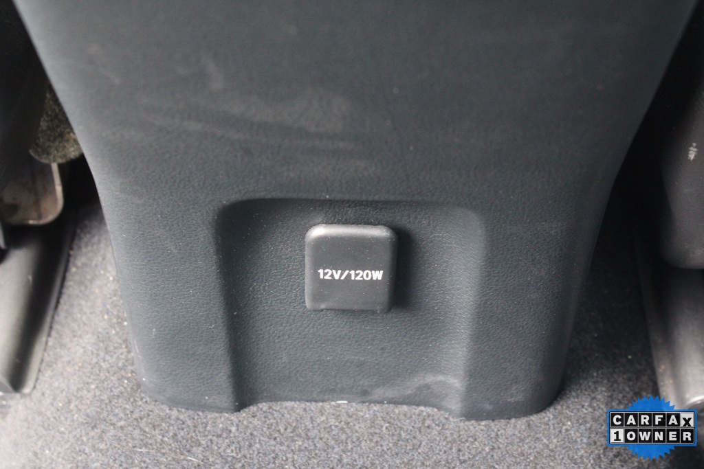 2017 Toyota Prius Four photo 30