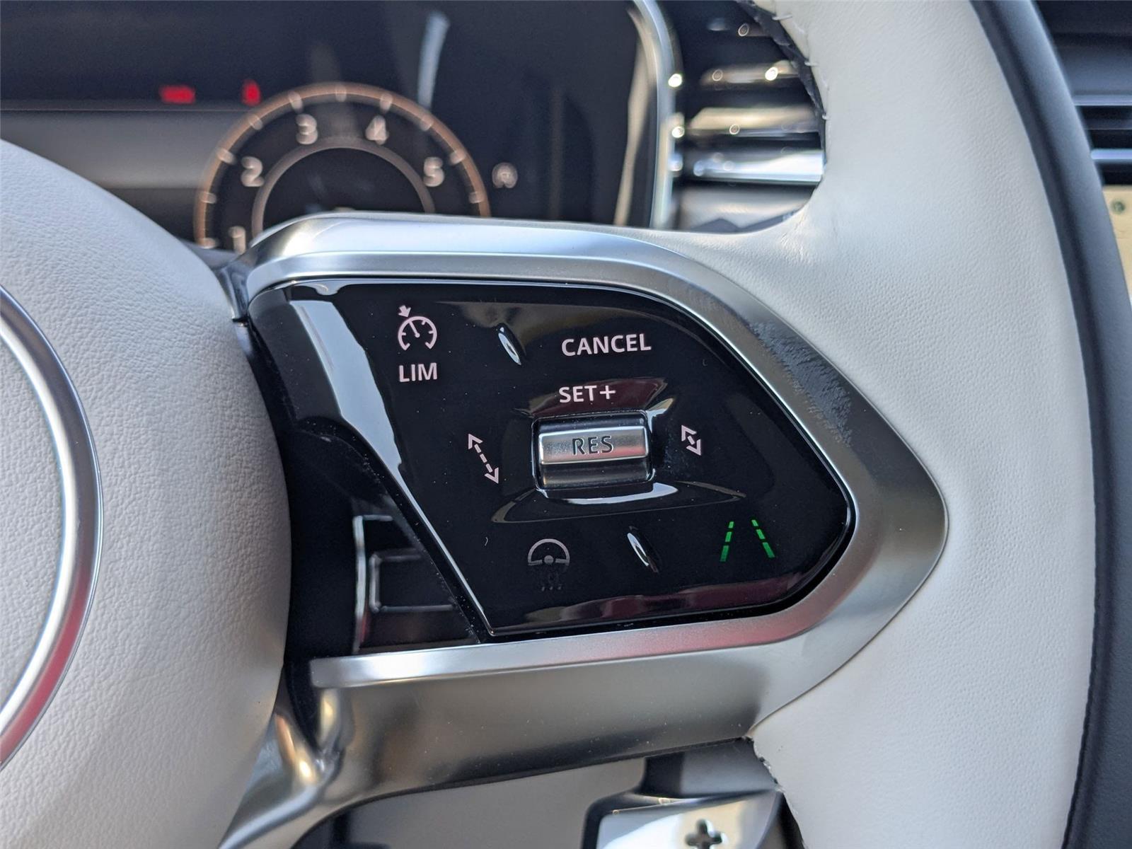 2026 Jaguar F-PACE P250 R-Dynamic S photo 16