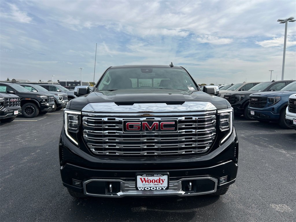 2026 GMC SIERRA - Image 2