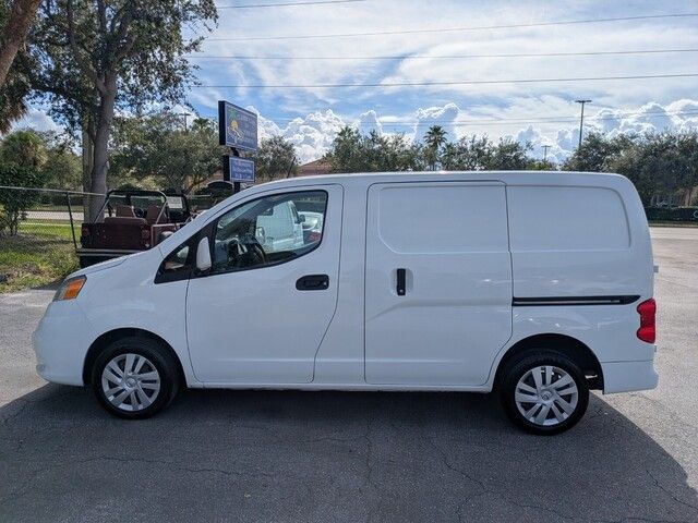 2020 Nissan NV200 SV photo 3