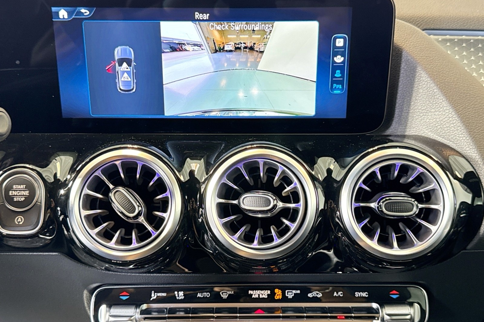 2025 Mercedes Benz GLA 250 photo 13