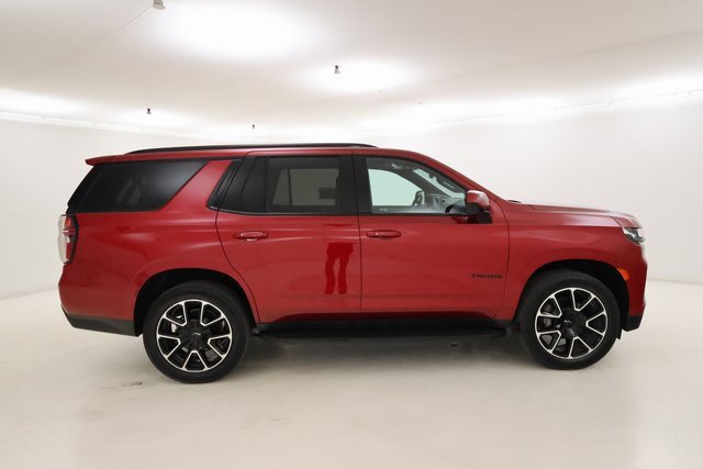 2021 Chevrolet Tahoe RST photo 2