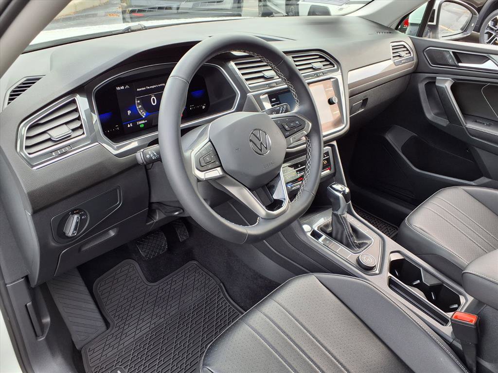2022 Volkswagen Tiguan SE photo 15