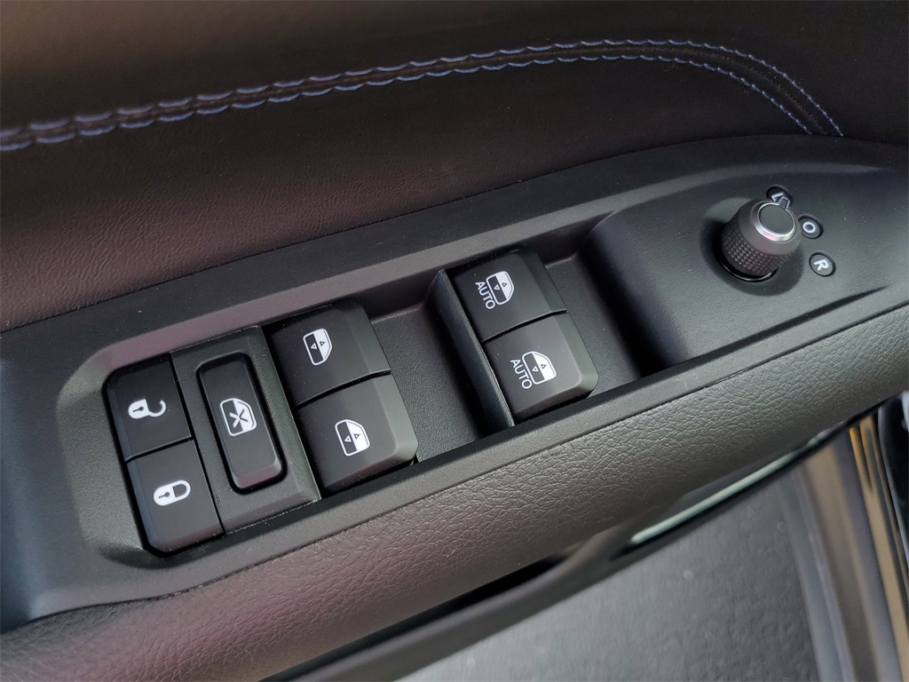 2025 Jeep Compass Latitude photo 18