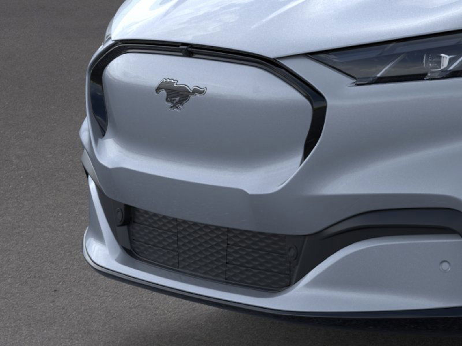 2025 Ford Mustang Mach-E Premium photo 16