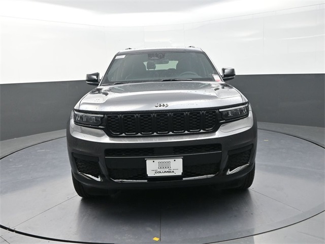 2025 Jeep Grand Cherokee Altitude X photo 2