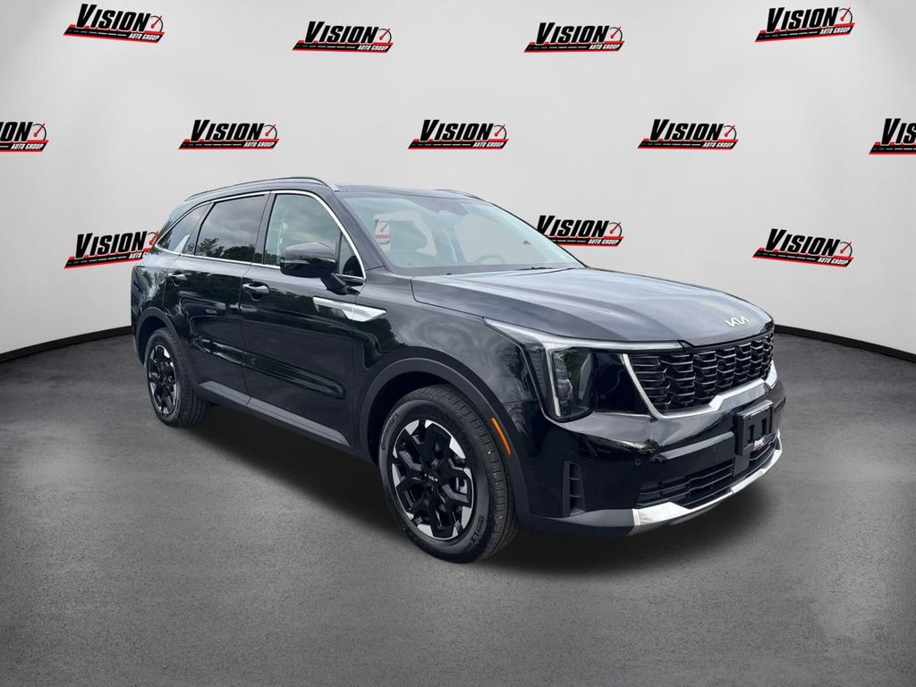 2026 Kia Sorento S photo 3