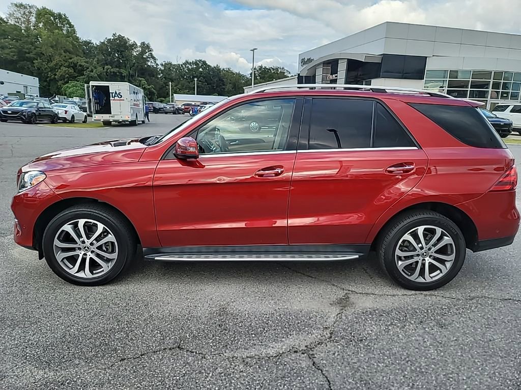 2019 Mercedes Benz GLE 400 4MATIC photo 2