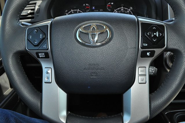 2024 Toyota 4Runner SR5 4WD photo 26