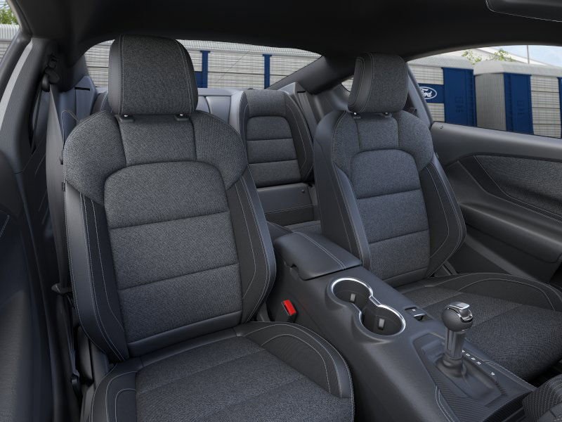 2025 Ford Mustang GT photo 9