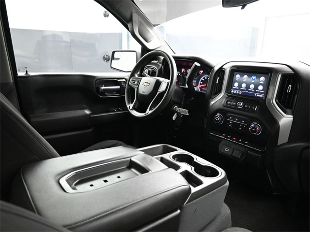2020 Chevrolet Silverado 1500 Custom photo 15