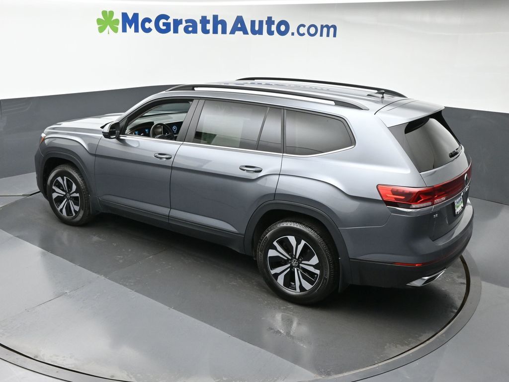 2024 Volkswagen Atlas SE photo 17