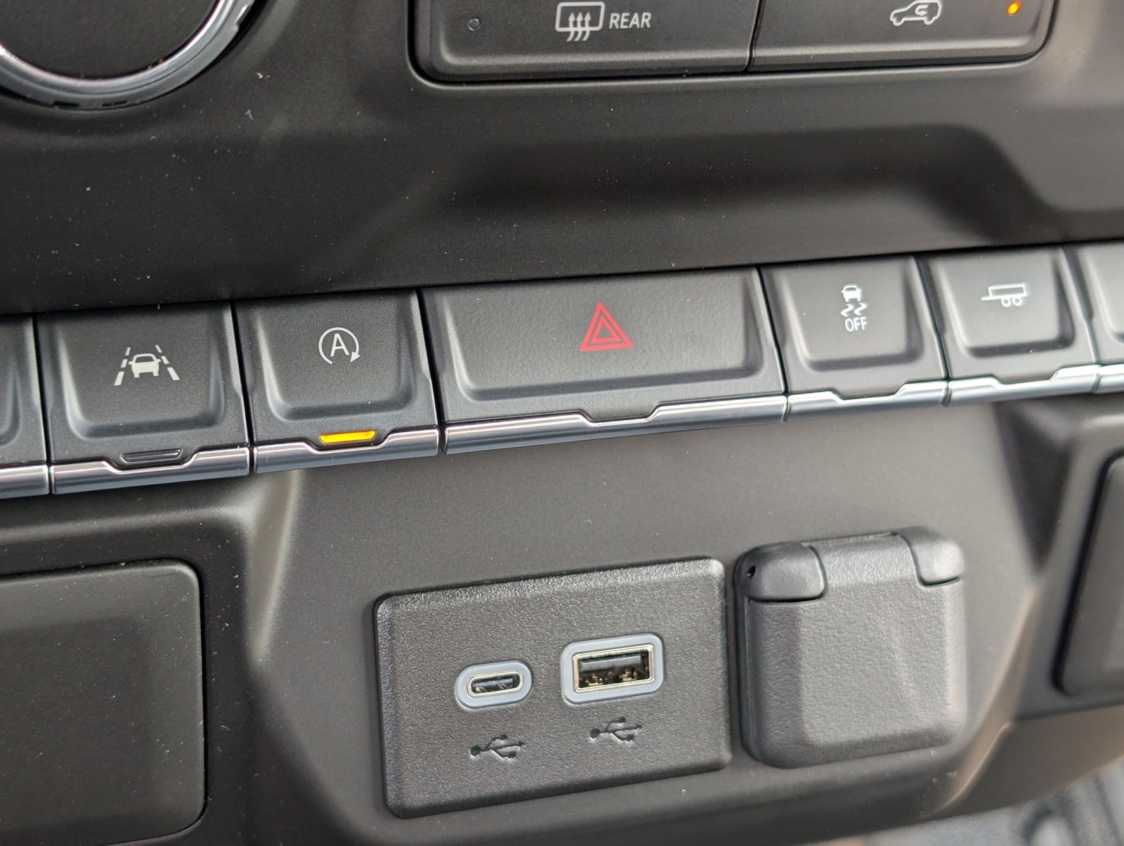 2026 Chevrolet Silverado 1500 photo 15