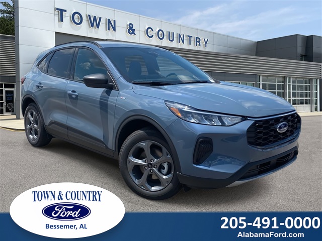 2025 Ford Escape ST-Line's photo