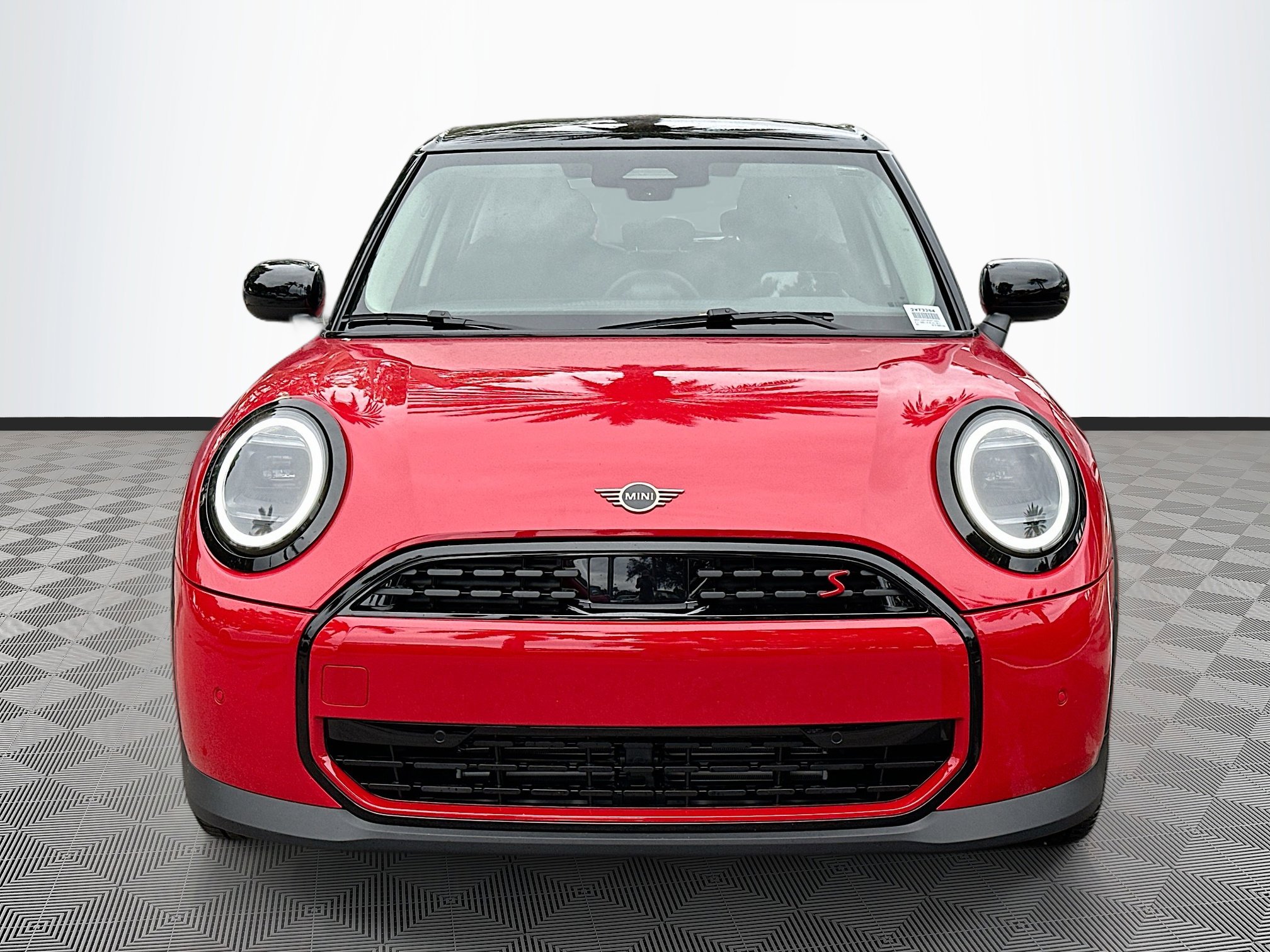 2025 Mini Cooper Hardtop 4 Door Signature photo 2