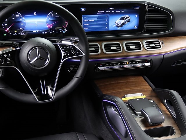 2025 Mercedes Benz GLE 450 4MATIC photo 10