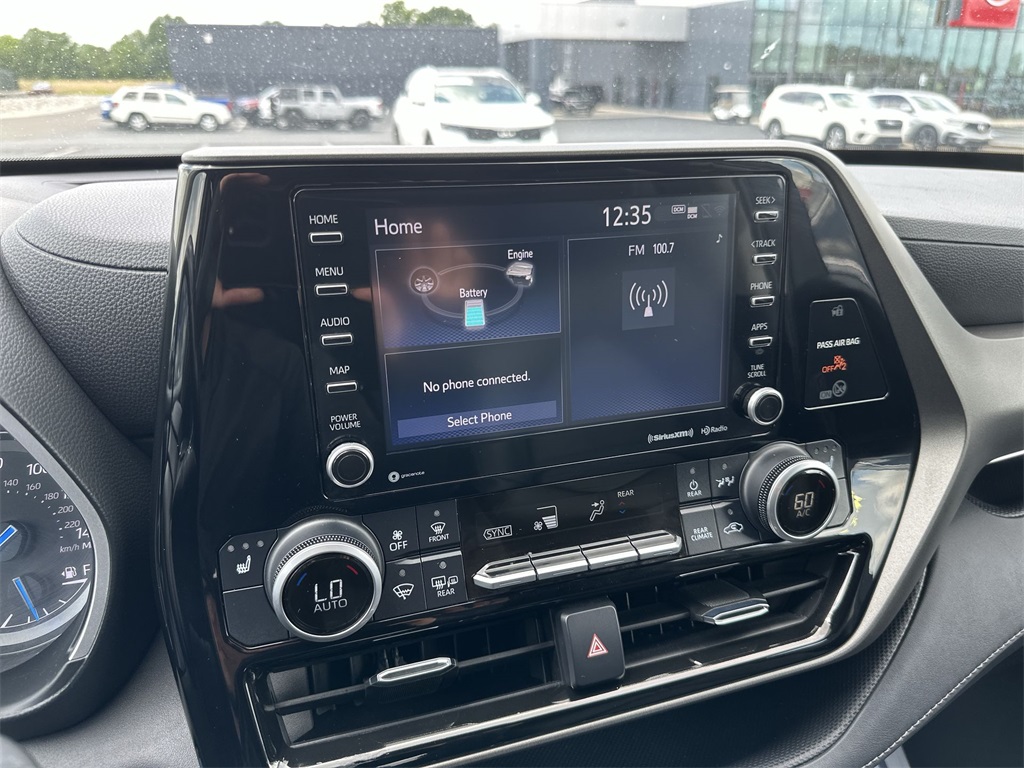 2021 Toyota Highlander Hybrid XLE photo 16