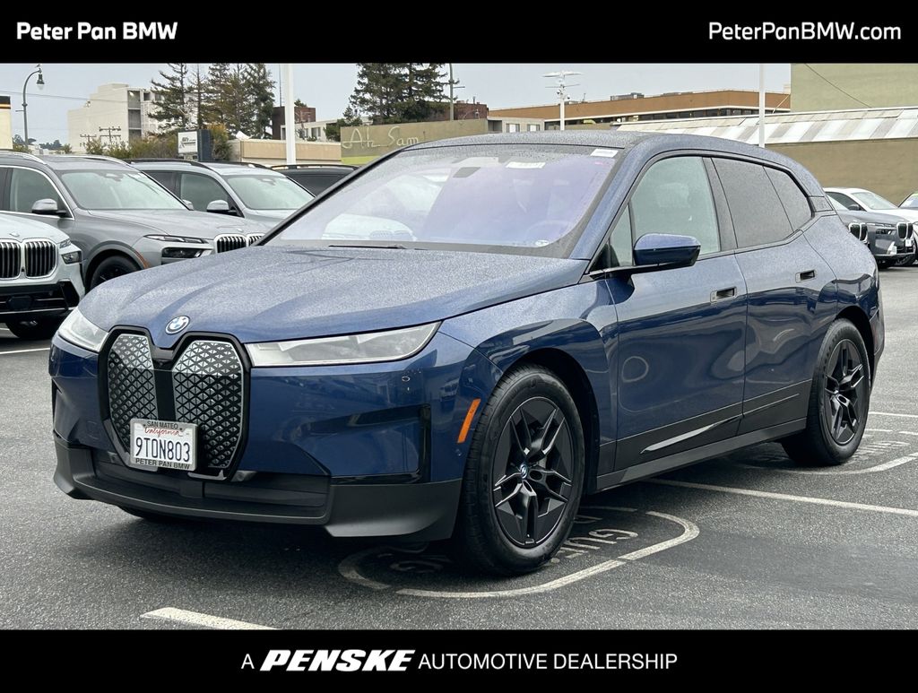 2025 BMW iX 50's photo