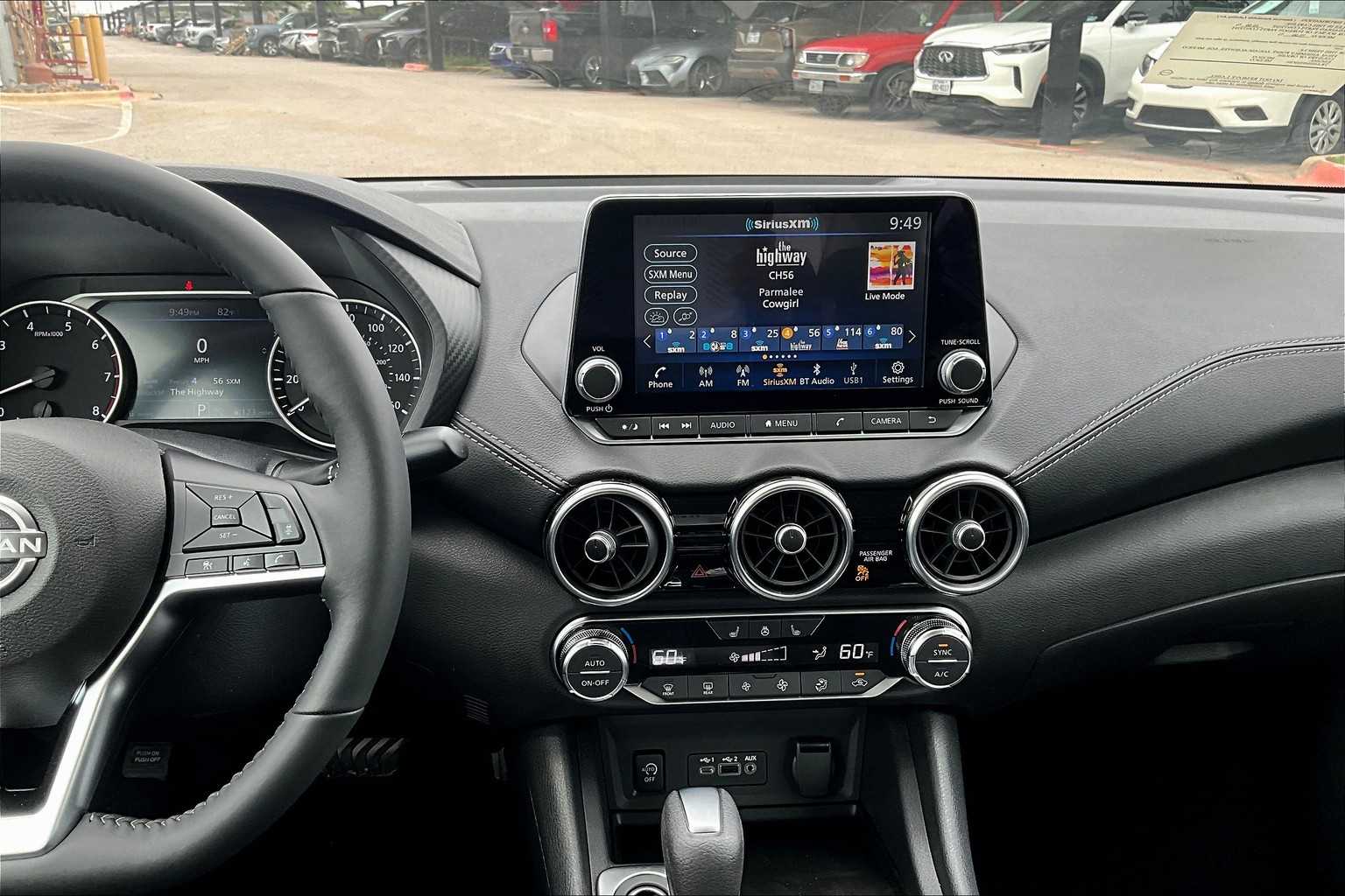 2025 Nissan Sentra SV photo 6
