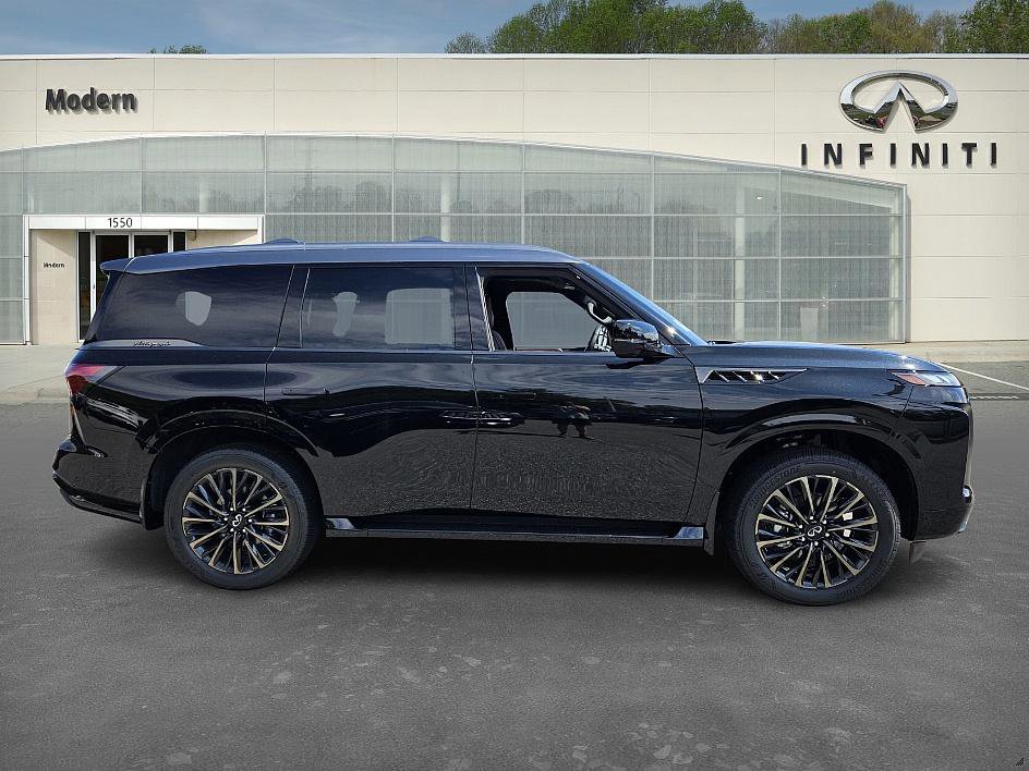 2026 Infiniti QX80 photo 3