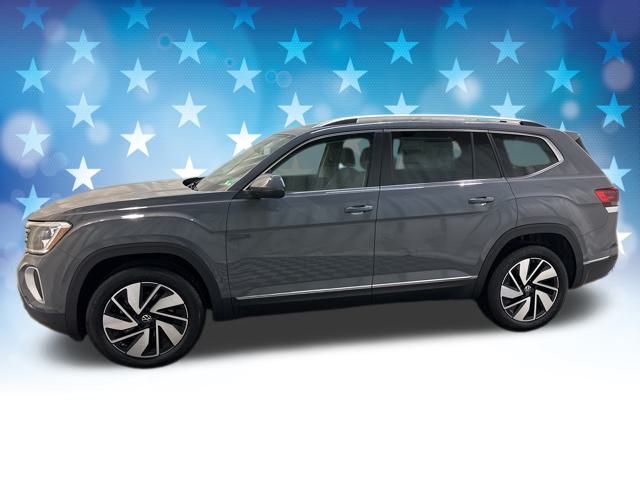 2025 Volkswagen Atlas SEL photo 3