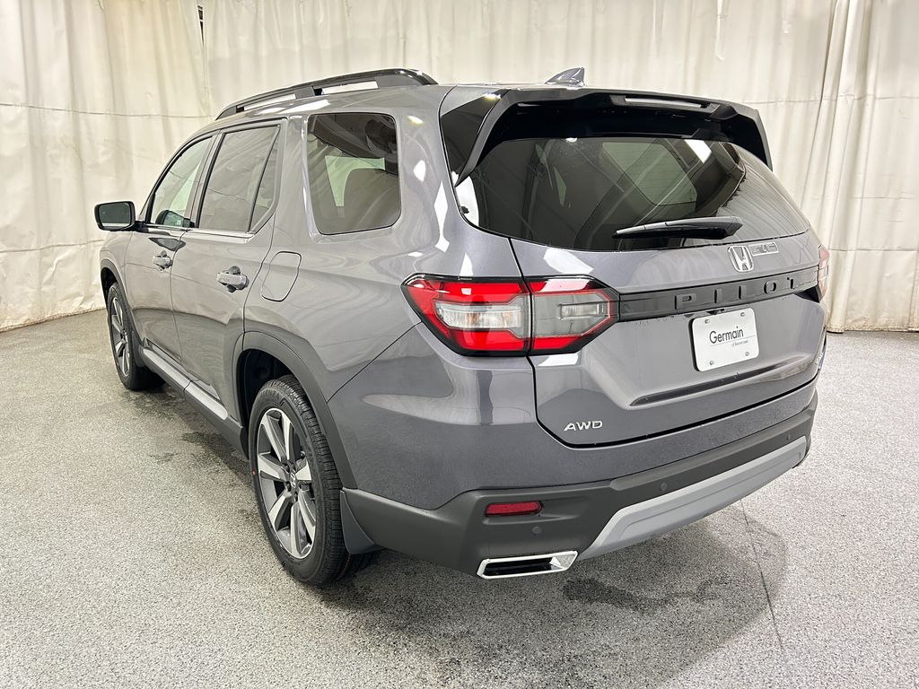 2025 Honda Pilot Elite photo 2