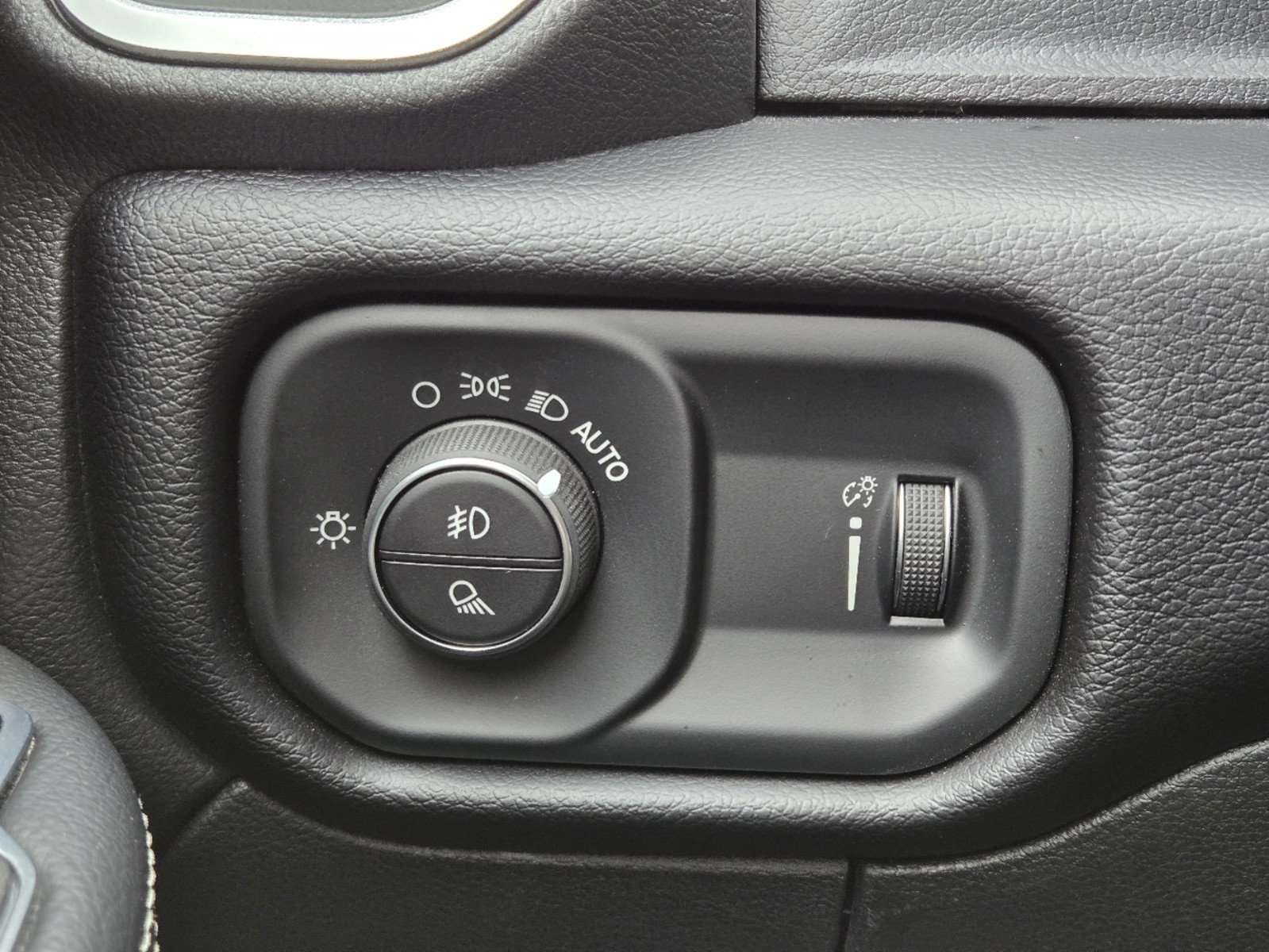 2024 Ram 2500 Big Horn photo 29