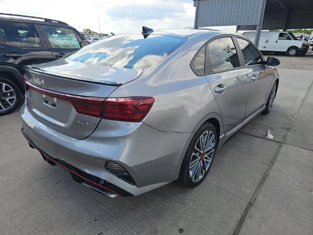 2024 Kia Forte GT photo 4