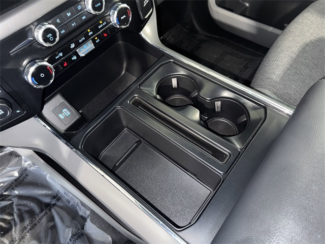 2024 Ford F-150 XLT photo 27