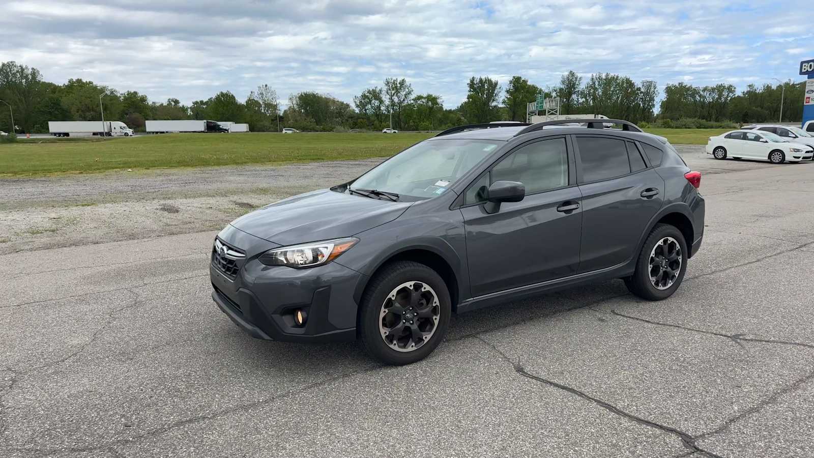 2023 Subaru Crosstrek Premium photo 3