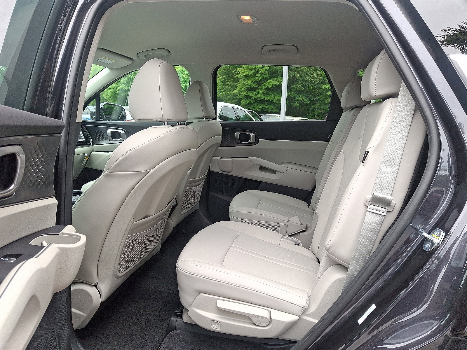 2025 Kia Sorento EX photo 4